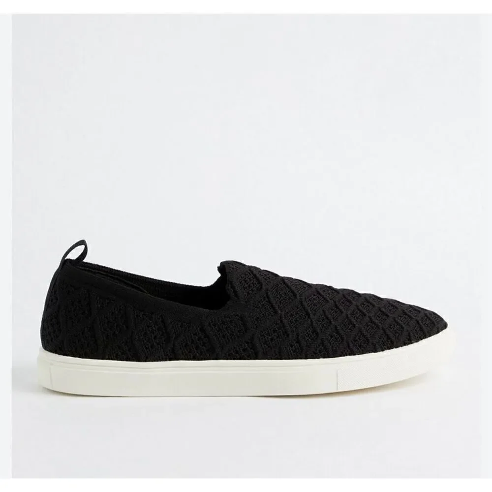 Torrid Stretch Knit Slip-On Sneaker Black Women’s 10.5WW Stretch Textured Flats